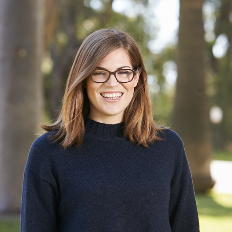 Dr Sarah L. Carter 